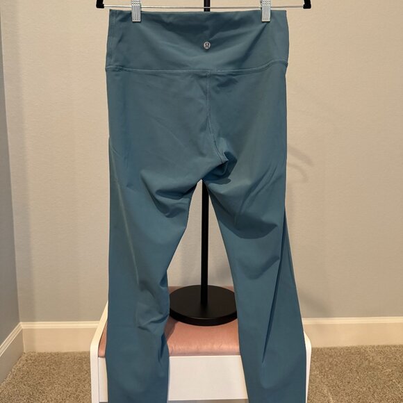 Lululemon Align Legging in chambray size 10 - Picture 3 of 4